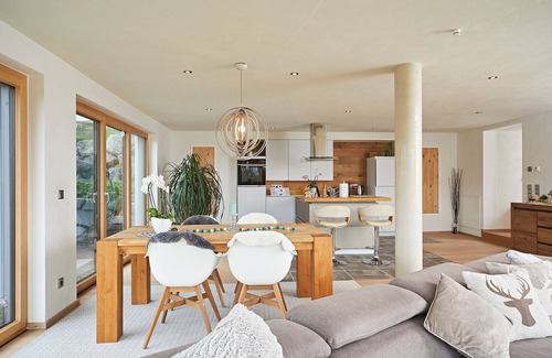 Rettenberg Ski Chalet | Scenic Chalet with Panoramic Mountain Views & Spa Amenities