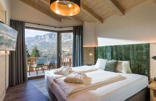 Mariastein House | Chalet with Mountain Views in Mariastein Hohe Salve