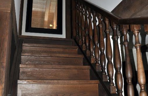 Chateau-d'Oex Apartment | Chalet Zeppelin: Family-Friendly 4-Star Retreat with Great Reviews