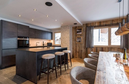 Itter Apartment | Escape to Chalet zum Schneider Mascht: Spa & Family Friendly