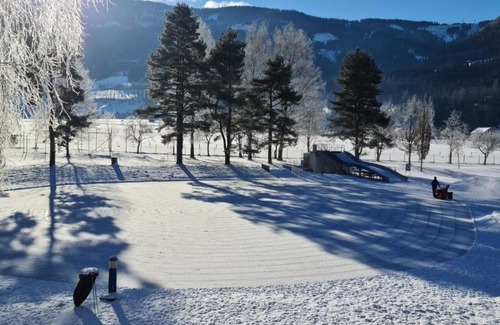 Lassing Apartment | Experience Comfort at Chalets am Badesee Lassing
