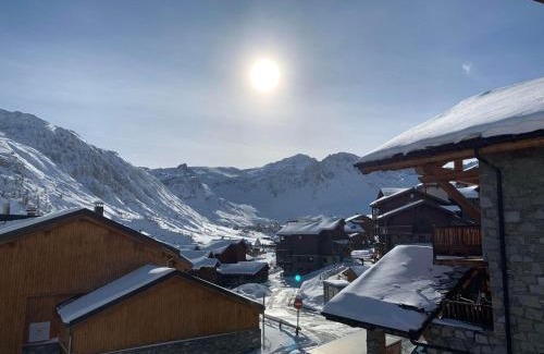 Les Almes Villa | Elegant Chalet ANNAPURNA Lodge GANGA with Hot Tub
