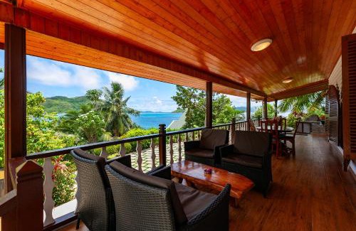 Baie Ste Anne House | Discover Chalets Cote Mer with Oceanfront Pool Access