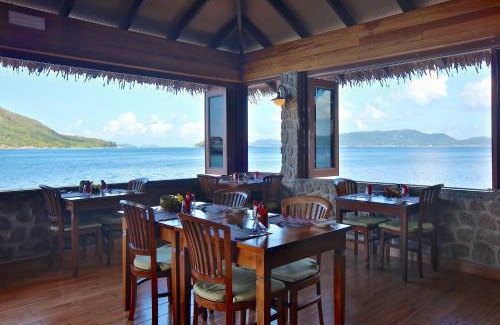 Baie Ste Anne House | Discover Chalets Cote Mer with Oceanfront Pool Access