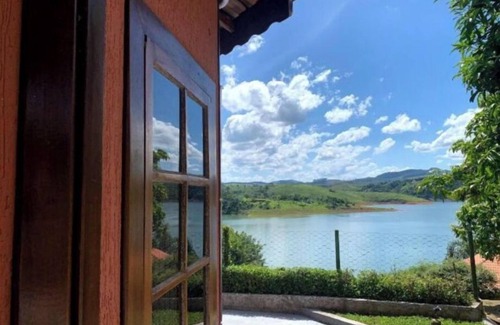 Igarata Ski Chalet | Scenic Chalets with Breathtaking Views and Family Amenities