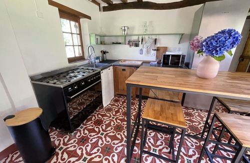 Le Mesnil-Durdent House | Cozy Cottage Steps from the Beach with Ocean Views