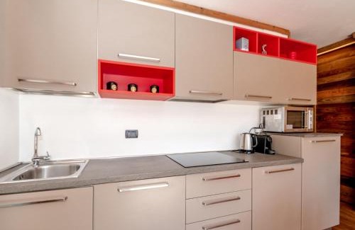 Chamonix City Centre Apartment | Charming Apartment with Terrace & Mont-Blanc View in Chamonix