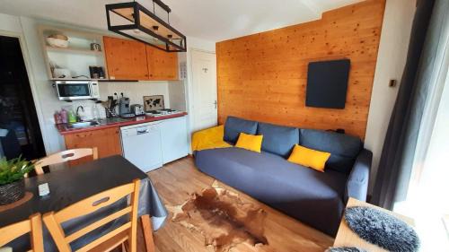 Chamrousse Apartment | Cozy Apartment Steps from the Slopes - Guest Rated 8.6
