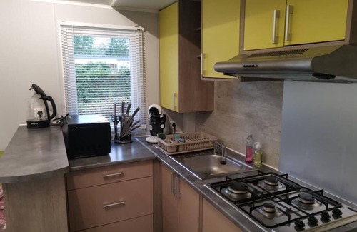 Anet House | Charming Mobilhome Near Paris with Pool & Pet-Friendly Options