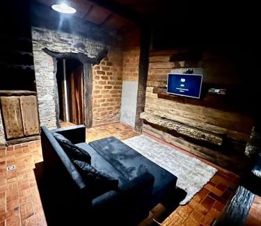 Serra do Cipo Ski Chalet | Private Getaway at Chalezinho Na Mata Cipó - Breakfast Included