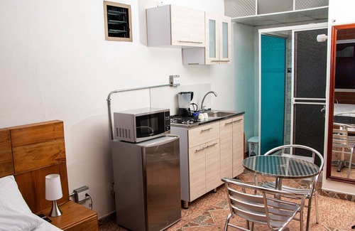 Retiro Apartment | Budget-Friendly Chali: Family-Ready with Spa & Dining