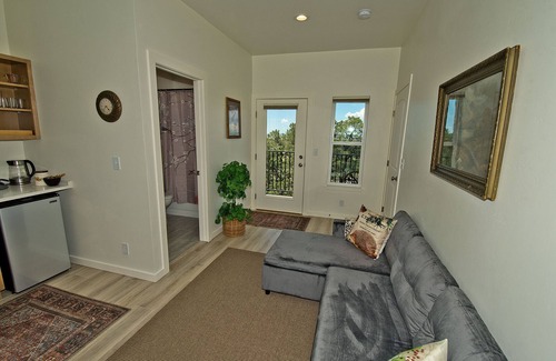 Crestone Apartment | Unforgettable Stay at Challenger Views with Spa and Hot Tub