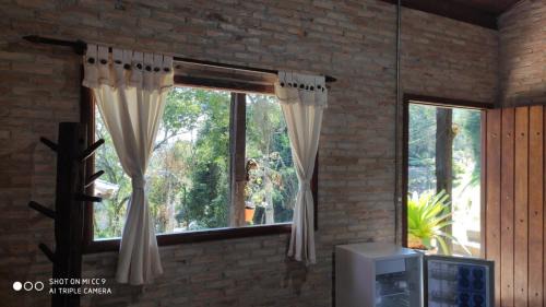 Santo Antonio do Pinhal Cabin | Budget-Friendly Comfort at Challet do Fabio Mirante Pousada