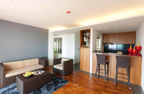 Karon Resort | Relaxing Chalong Chalet Resort with Pool & Spa Amenities