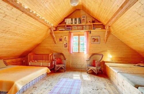 Mala Moravka House | Cozy Chaloupka Malá Morávka: Family and Pet-Friendly Stay