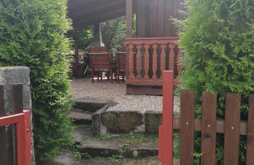 Rytirova Lhota House | Cozy Chaloupka v Českém ráji – Pet Friendly Getaway