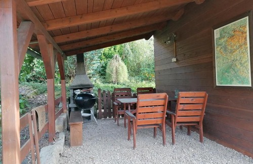 Rytirova Lhota House | Cozy Chaloupka v Českém ráji – Pet Friendly Getaway