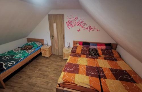 Heralec House | Pet-Friendly Retreat at Chalupa Agáta with High Guest Ratings