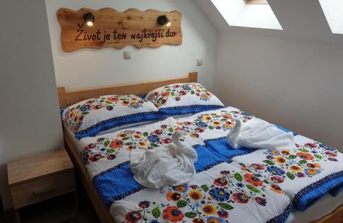 Lechnica House | Family-Friendly Retreat at Chalupa Anna with Kitchen Access
