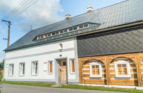 Sluknov House | Chalupa Císařský