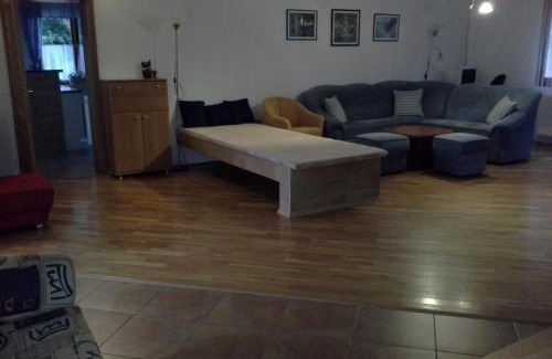 Dobre Pole House | Discover Chalupa Dobré Pole: Family-Friendly Retreat