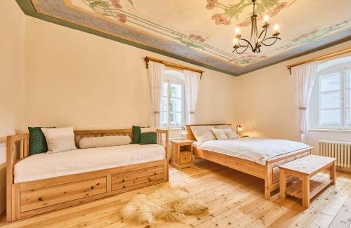 Mala Upa Apartment | Experience Chalupa Fara: 4-Star Stay with Hot Tub & Kitchen