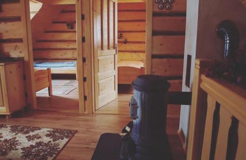 Osturna House | Explore Chalupa Gita: Family & Pet-Friendly Retreat