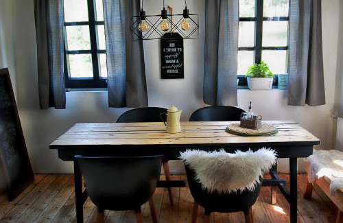 Kovarska House | Discover Chalupa Kovářská: Pet-Friendly Retreat with Hot Tub
