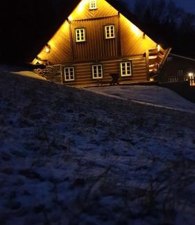 Horni Marsov Ski Chalet | Charming Chalupa MODŘÍN: Pet-Friendly Getaway with Spa