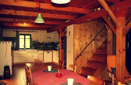 Zulova House | Experience Chalupa Na Andělech: Top-Rated Family Retreat