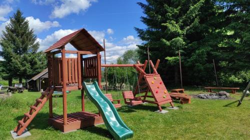 Zacler House | Experience Comfort at Chalupa na Bobru - Pet-Friendly Retreat