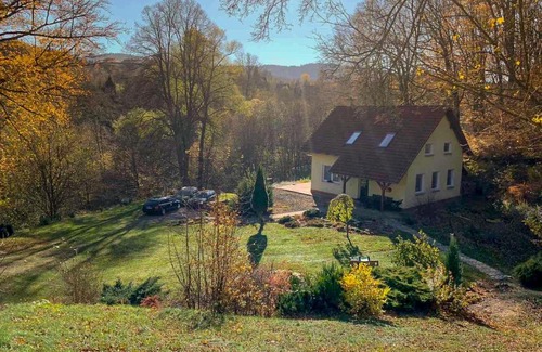 Vizovice Villa | Escape to Chalupa Na konci světa: Pet-Friendly Retreat