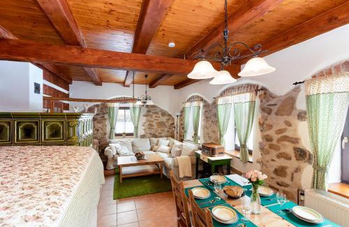 Zelnava Ski Chalet | Oceanfront Retreat at Chalupa Na peci – Guest Rated 8.3