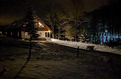 Vapenice House | Pet-Friendly Retreat at Chalupa Nonnetit with Spa & Hot Tub