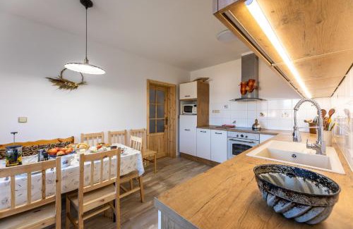 Bousin House | Family-Friendly Getaway at Chalupa u Šrámků in Moravia