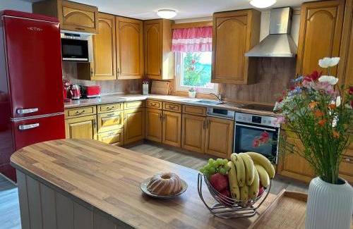 Jiretin pod Jedlovou Apartment | Pet and Child Friendly Retreat at Chalupa u Žižky