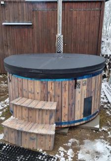 Cervena Voda House | Experience Chalupa U potoka: 9.8 Rated with Hot Tub & More