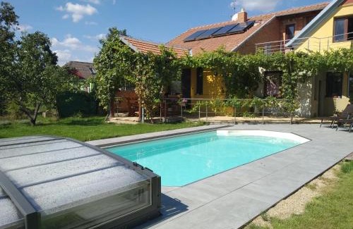 Sakvice Apartment | Relax at Chalupa V Meruňkovém Sadu with Private Beach Access