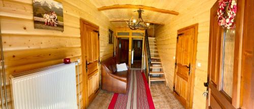 Zdiar Cabin | Inviting Chalupa Za lesíkom: Top-Rated Stay with Kitchen