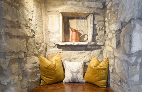 Grassington House | Elegant Stay at Chamber End Fold: 4-Star Family Retreat