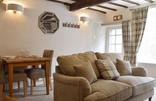 Grassington House | Elegant Stay at Chamber End Fold: 4-Star Family Retreat