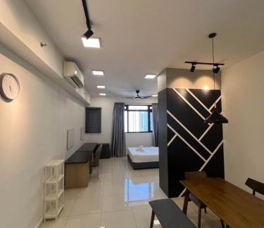 Kuala Lumpur City Centre Apartment | Chambers Residence KL By Blue Door Suite