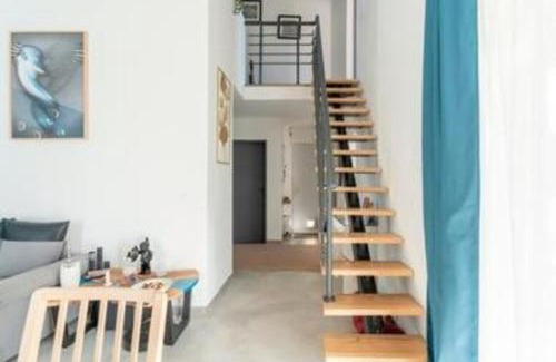 Saint-Saturnin-les-Avignon Bed & Breakfast | Cozy Double Room in Villa with Pool & Ocean View