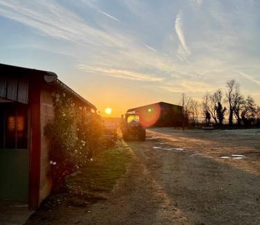 Precy-le-Sec Bed & Breakfast | Relaxing Retreat at Chambre à la Ferme - Family Friendly Stay