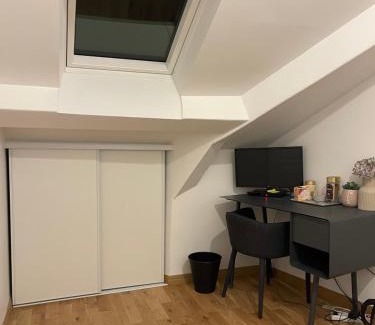 Saint-Mande Apartment | Renovated Room in Saint-Mandé - Family Friendly Stay!