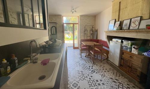 Cartelegue House | Family-Friendly Escape at Chambre 1 Le Clos des Quatre Lieues