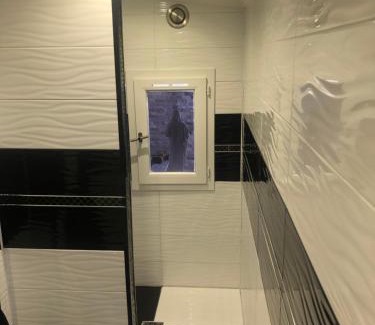 Larose House | Comfortable Room for Two with Private Bathroom Amenities