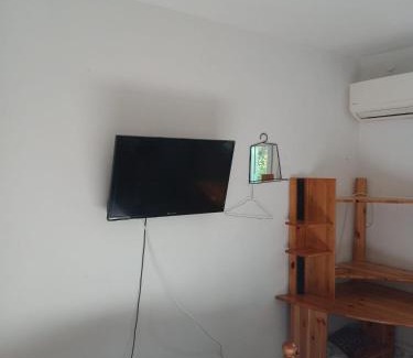 Saint-Julien House | Quality Room for Rent in Vibrant Marseille - Family Friendly