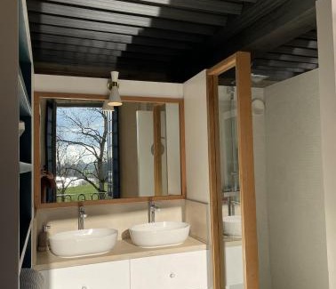 Saincaize-Meauce Bed & Breakfast | Experience Elegance at Château de Meauce, Pet-Friendly Retreat