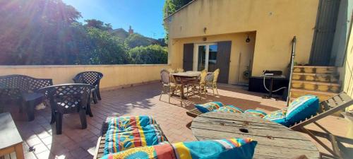 Sarrians House | Cozy Room with Terrace - Rated 8.1/10 by Guests
